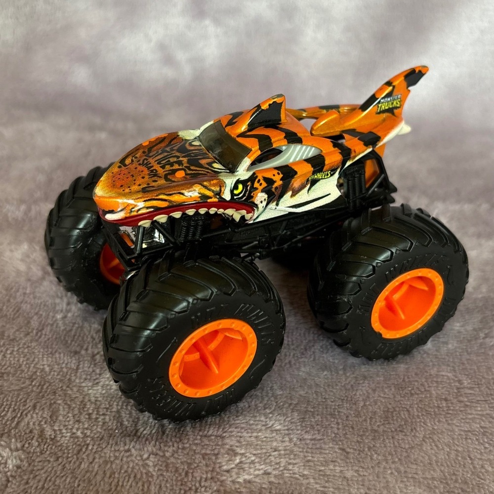 Hot Wheels Monster Trucks Tiger Shark Die-Cast 1:64 Orange Black Toy Car